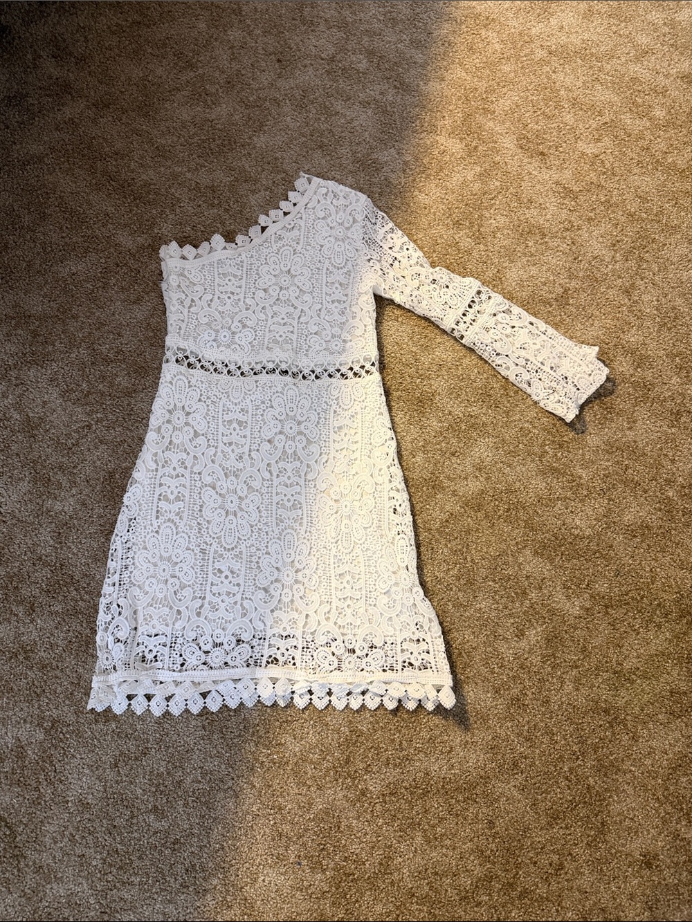 One-Shoulder White Lace Cocktail Dress